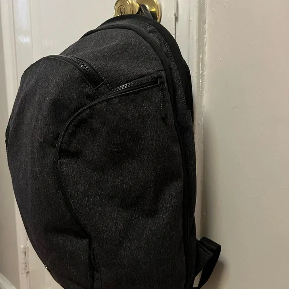 Lululemon backpack - Picture 2 of 6